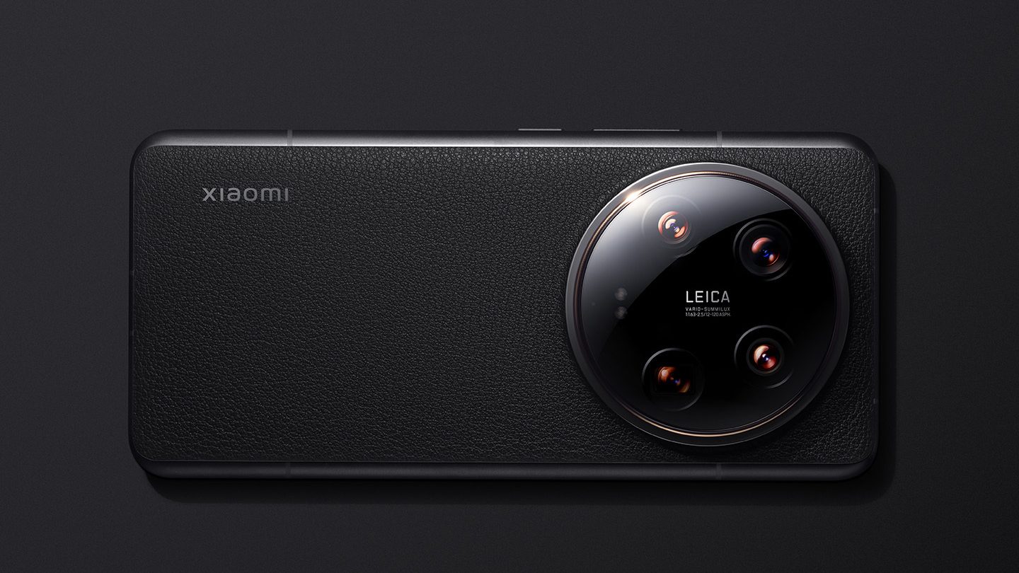 Xiaomi 14 Ultra Back