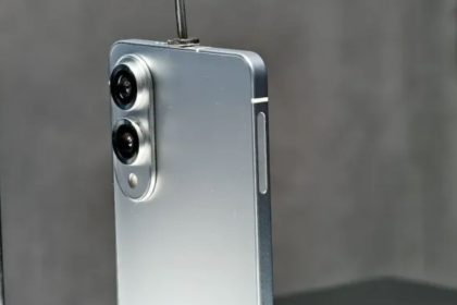 Samsung Galaxy S25 Edge Sleek Design with a Premium Price Tag