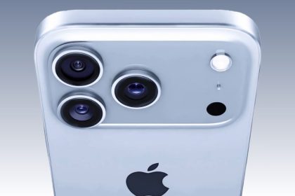 Apple Tests iPhone 17 Pro in Public with Thick Case to Hide New Camera Design