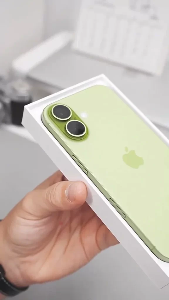 iPhone 17 Green Color