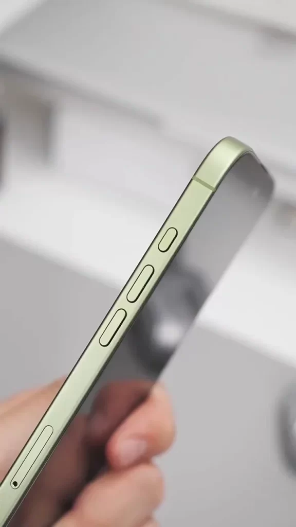 iPhone 17 Green Color