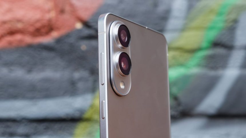 Galaxy S26 Edge May Get Bigger