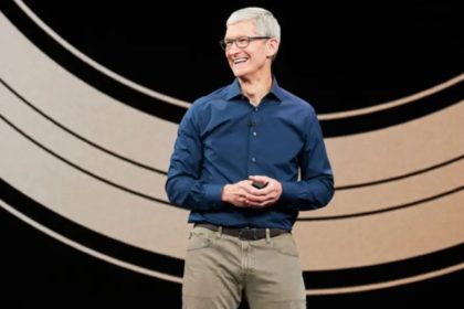 Tim Cook Faces Criticism Over AI Missteps