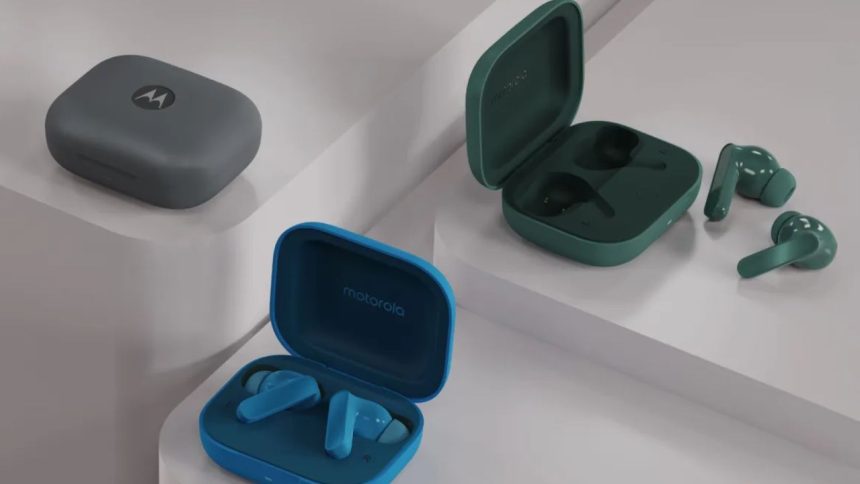 Motorola Launches Moto Buds Bass and Moto Buds Loop in India