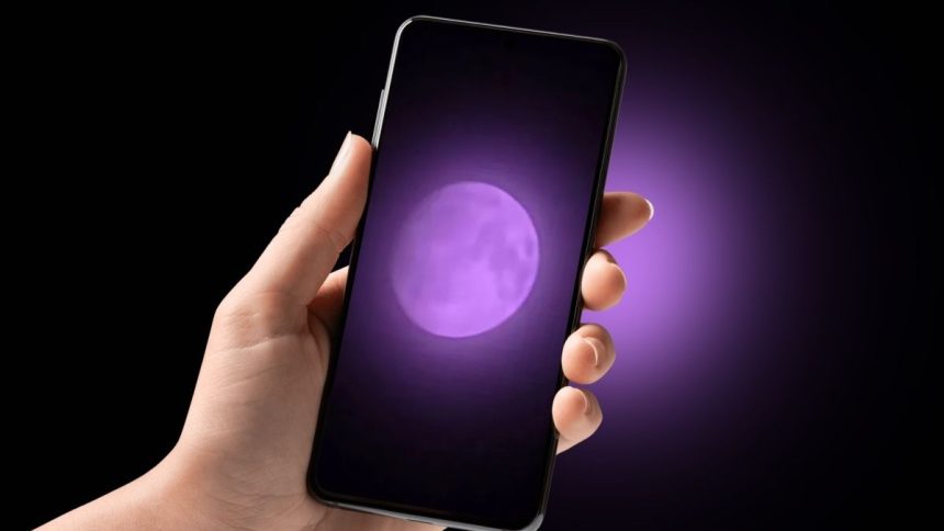 Samsung One UI 8 Beta 4 Causing Hilarious Purple Moon Camera Glitch