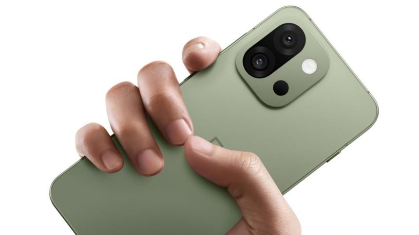 OnePlus 13s Updated Split View and BeaconLink Arrive with OxygenOS