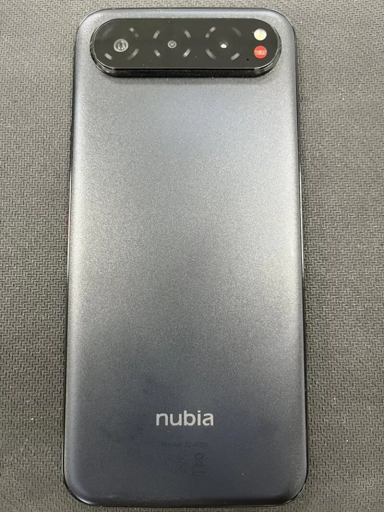 Nubia Air