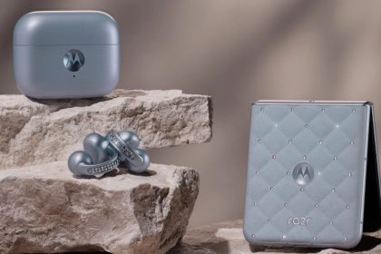 A dazzling companion for every step.The Brilliant Collection brings Swarovski® crystals to Motorola — with razr 60 crafted in a 3D quilted leather finish and moto buds loop blending jewellery-inspired design with immersive sound. Launching 1st Sept.&mdash; Motorola India (@motorolaindia) August 22, 2025