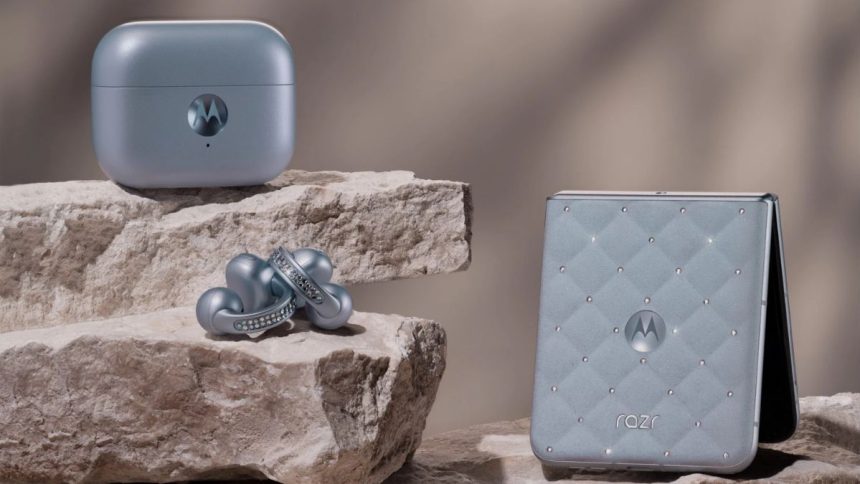 A dazzling companion for every step.The Brilliant Collection brings Swarovski® crystals to Motorola — with razr 60 crafted in a 3D quilted leather finish and moto buds loop blending jewellery-inspired design with immersive sound. Launching 1st Sept.— Motorola India (@motorolaindia) August 22, 2025