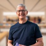 Apple CEO Confident in AI Comeback Despite Current Lagging