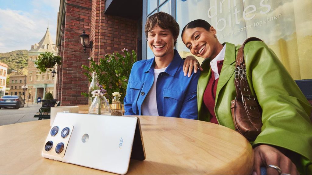 Motorola Razr Fold Announced: Sony LYTIA Cameras, AI Features